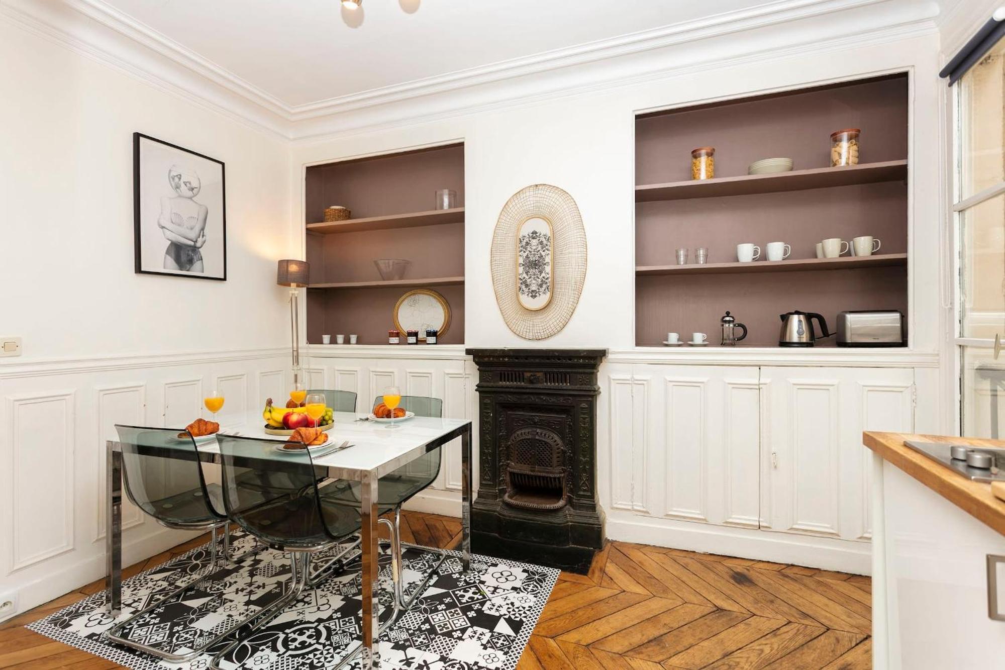 Appartement Notre-dame - 1br With Balcony - Cityapartmentstay Parijs