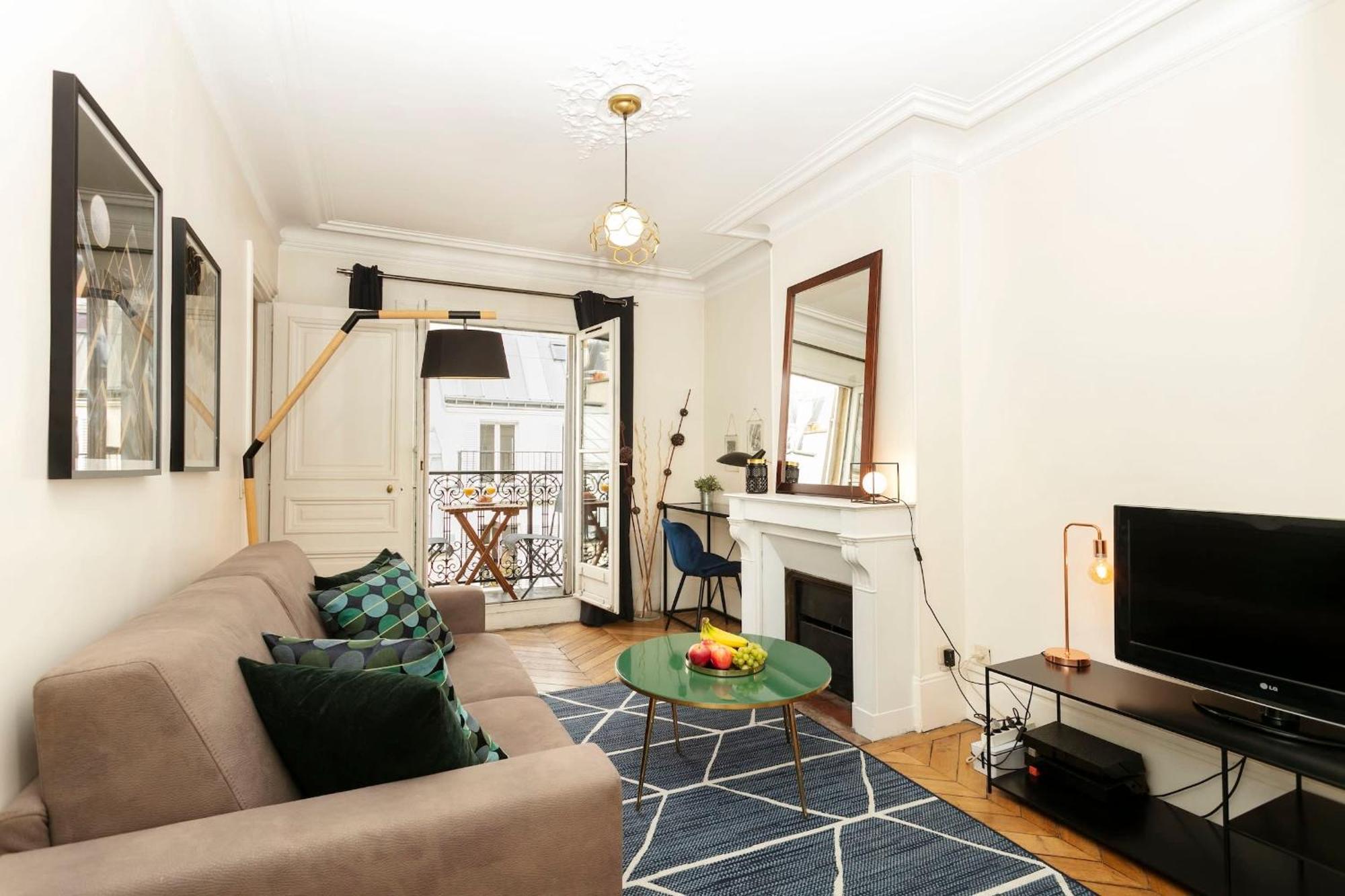 Notre-dame - 1br With Balcony - Cityapartmentstay * Parijs